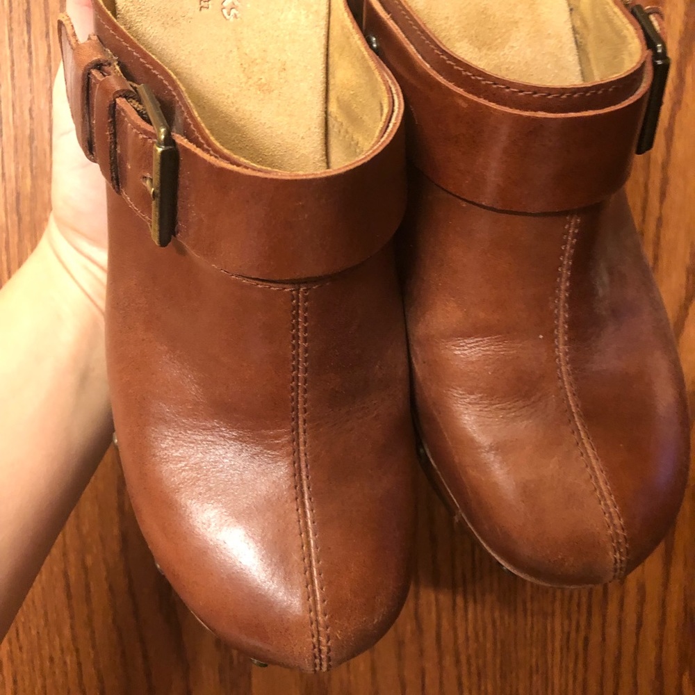 Clarks Shoes